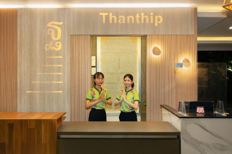 Thanthip Beach Resort - Lobi