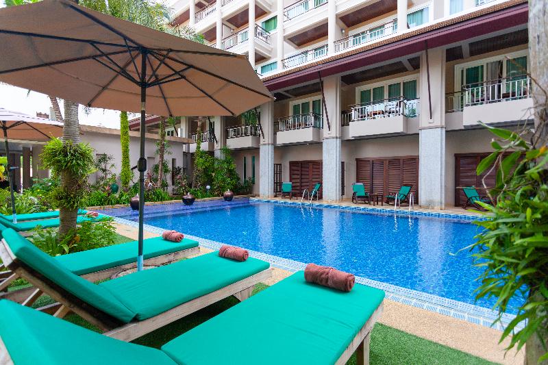 Thanthip Beach Resort - Havuz