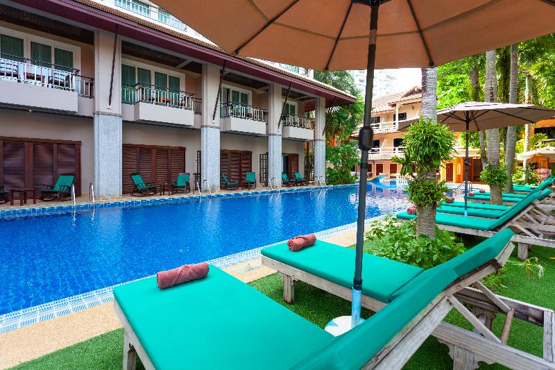 Thanthip Beach Resort - Havuz