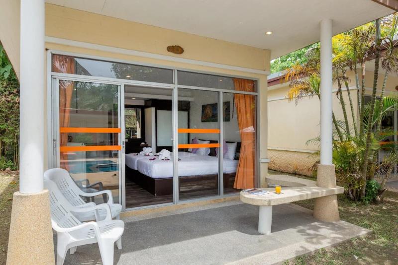 Phuket Sea Resort SHA by ZUZU - Oda