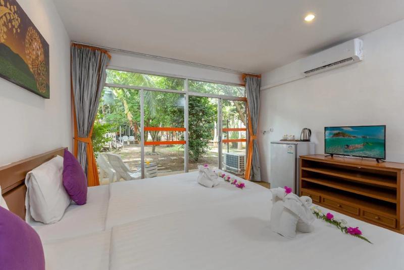 Phuket Sea Resort SHA by ZUZU - Oda