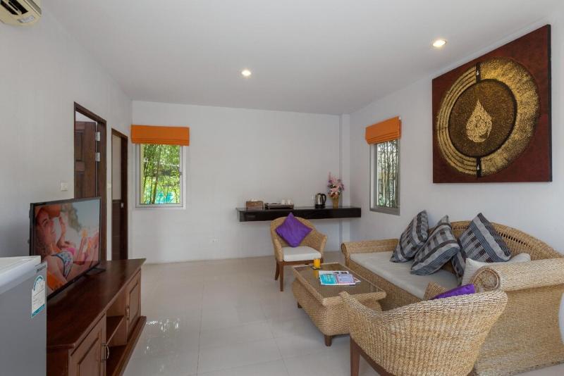 Phuket Sea Resort SHA by ZUZU - Oda