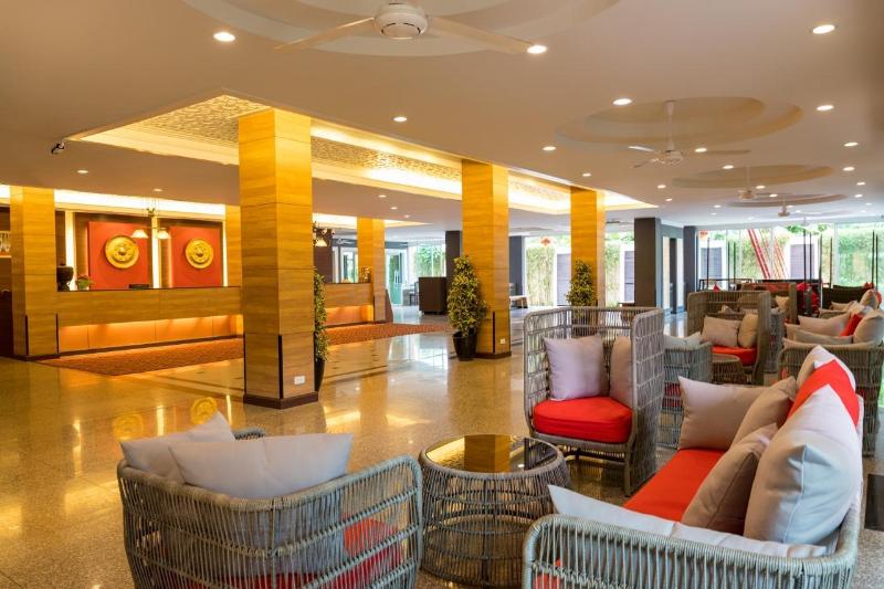 Golden Sea Pattaya Hotel - Lobi