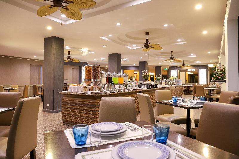 Golden Sea Pattaya Hotel - Restoran