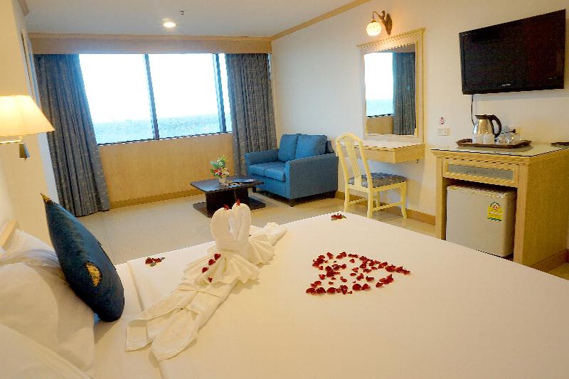 Bay Hotel Srinakarin - Oda