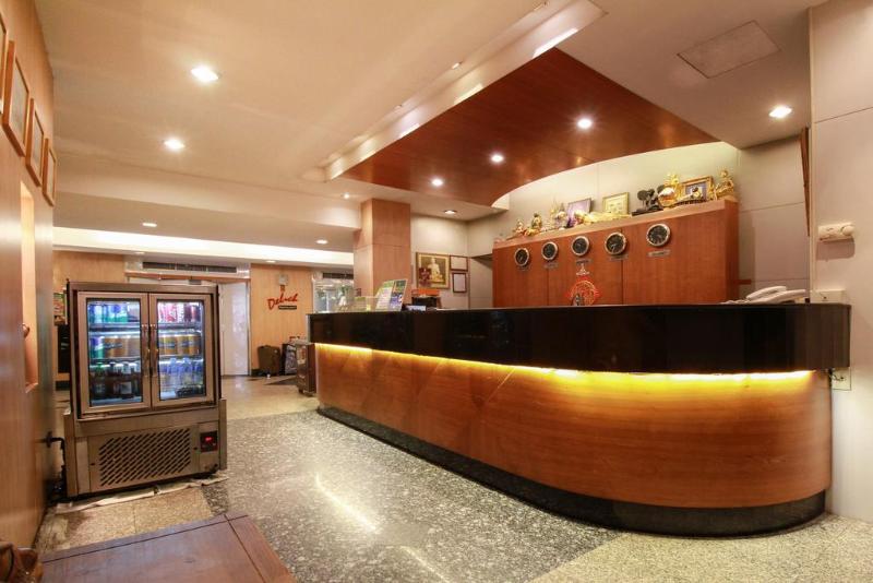 Ten Stars Inn - Lobi