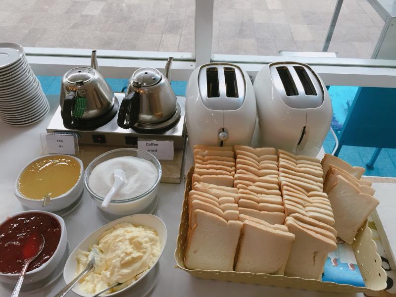 DT Hotel Pratunam - Restoran