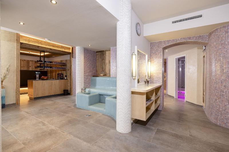 VALARA Alpine Art Hotel - Aktivite