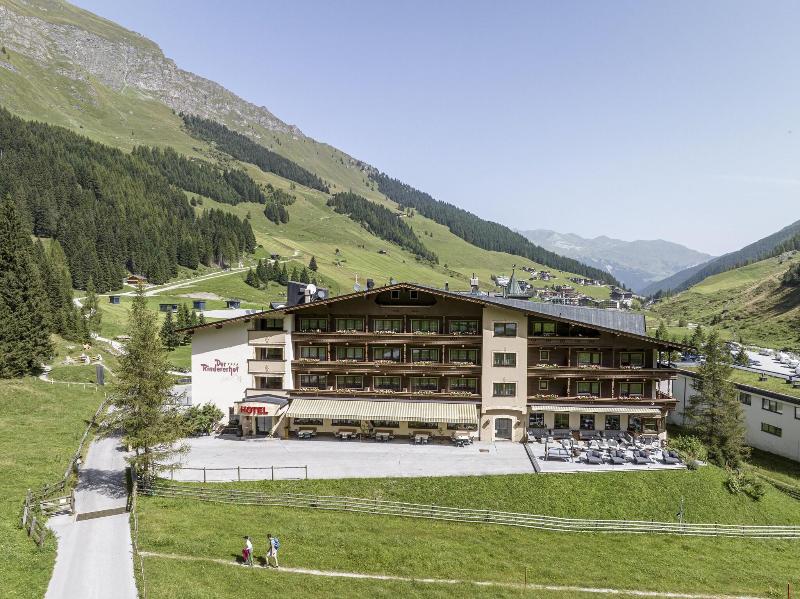 VALARA Alpine Art Hotel - Genel