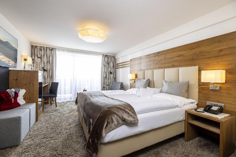 VALARA Alpine Art Hotel - Oda