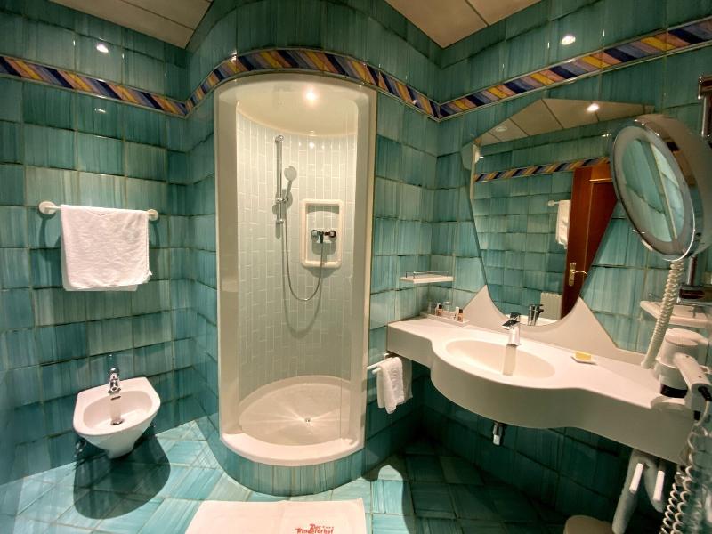 VALARA Alpine Art Hotel - Oda