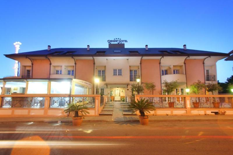 REGENT BEACH HOTEL & APARTMENTS - Genel