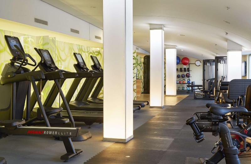 Hilton Frankfurt Airport - Aktivite