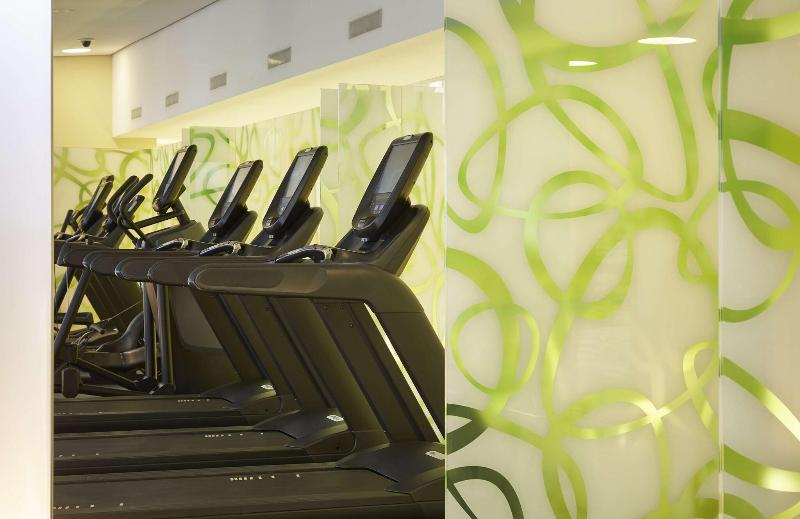 Hilton Frankfurt Airport - Aktivite