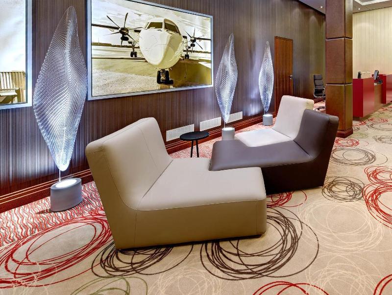 Hilton Frankfurt Airport - Genel