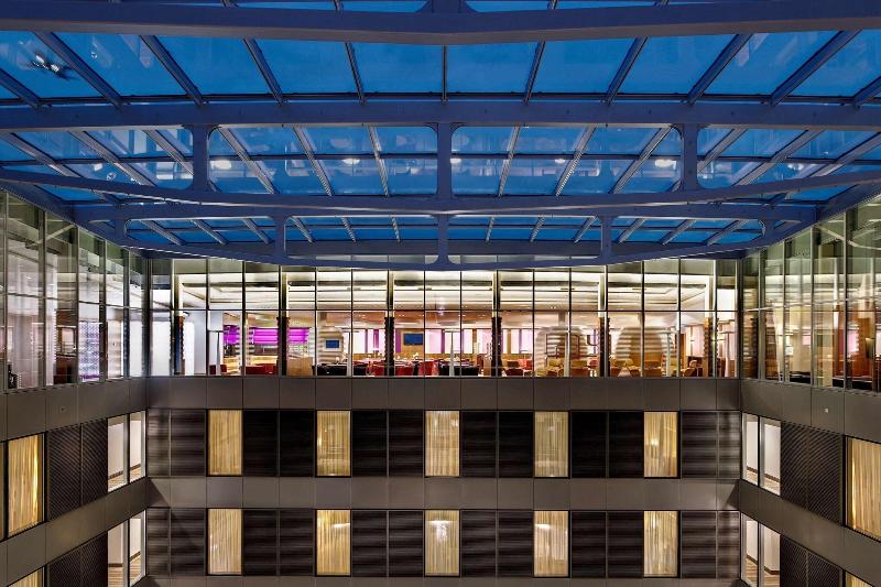 Hilton Frankfurt Airport - Genel