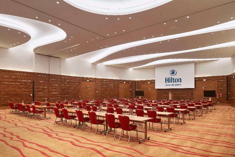 Hilton Frankfurt Airport - Genel