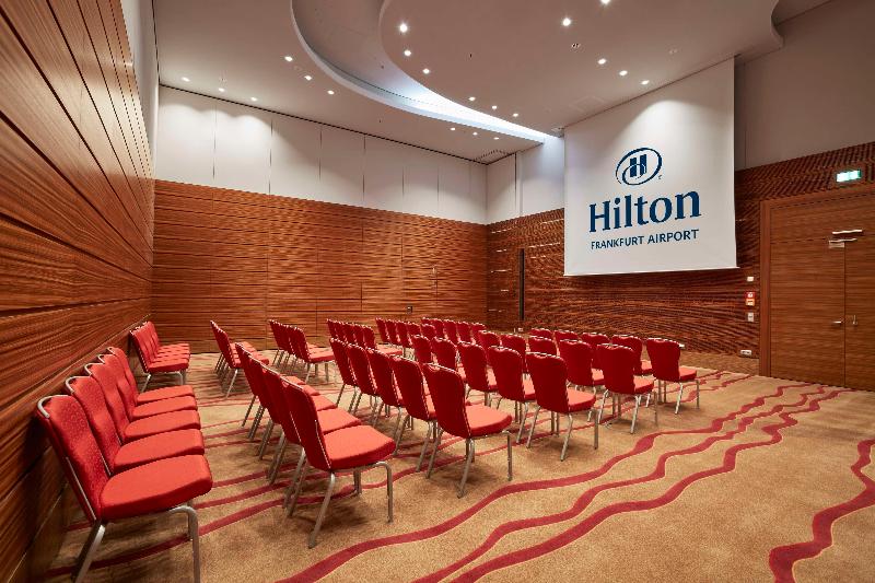 Hilton Frankfurt Airport - Genel
