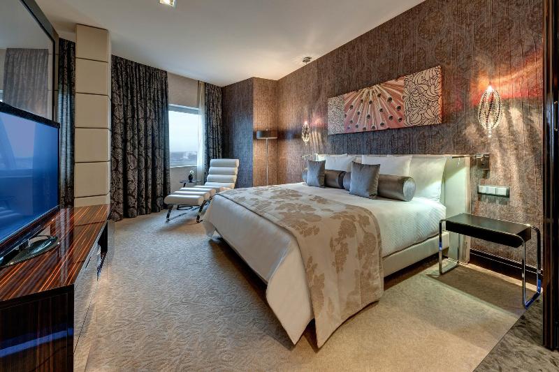 Hilton Frankfurt Airport - Oda