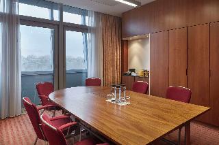 Hilton Garden Inn Frankfurt Airport fotoÄŸrafÄ±