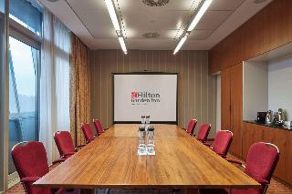 Hilton Garden Inn Frankfurt Airport fotoÄŸrafÄ±