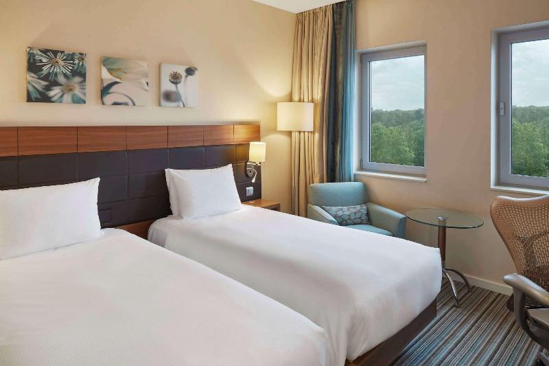 Hilton Garden Inn Frankfurt Airport - Oda