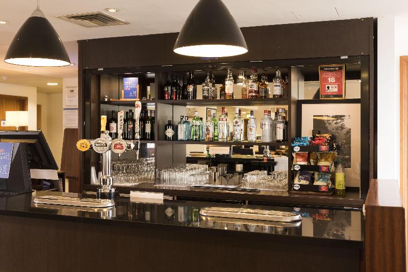 Holiday Inn Express Birmingham Star City - Bar