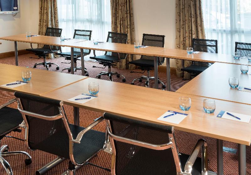 Holiday Inn Express Birmingham Star City - Toplantı