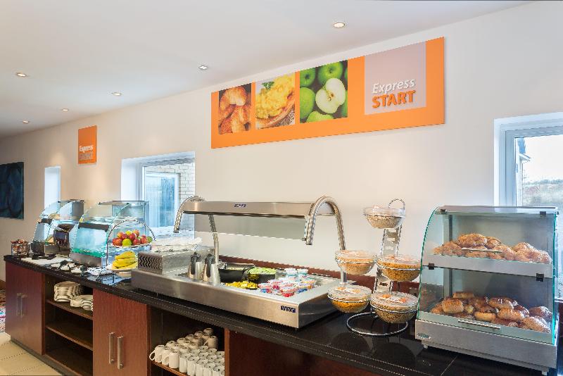 Holiday Inn Express Braintree - Restoran
