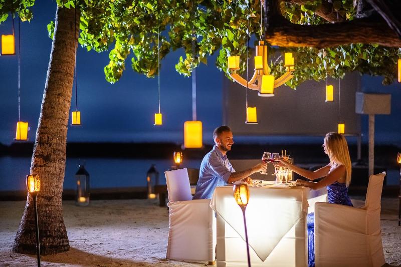 Lily Beach Resort & Spa - Restoran