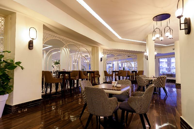 Amwaj Beach Club Resort - Lobi