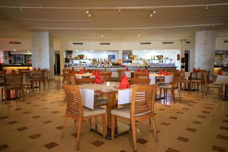Amwaj Beach Club Resort - Restoran