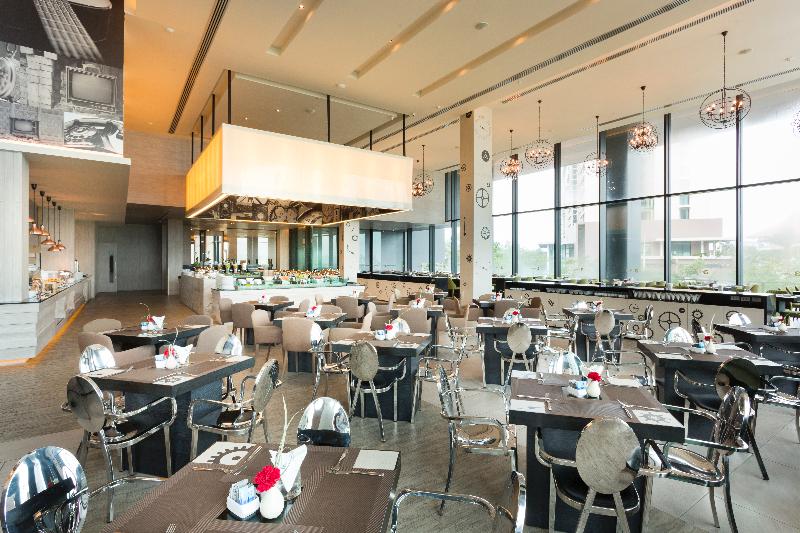 Tsix5 Hotel - Restoran