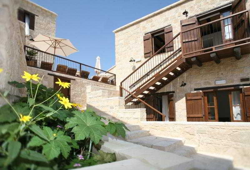 Leonidas Village Houses - Genel