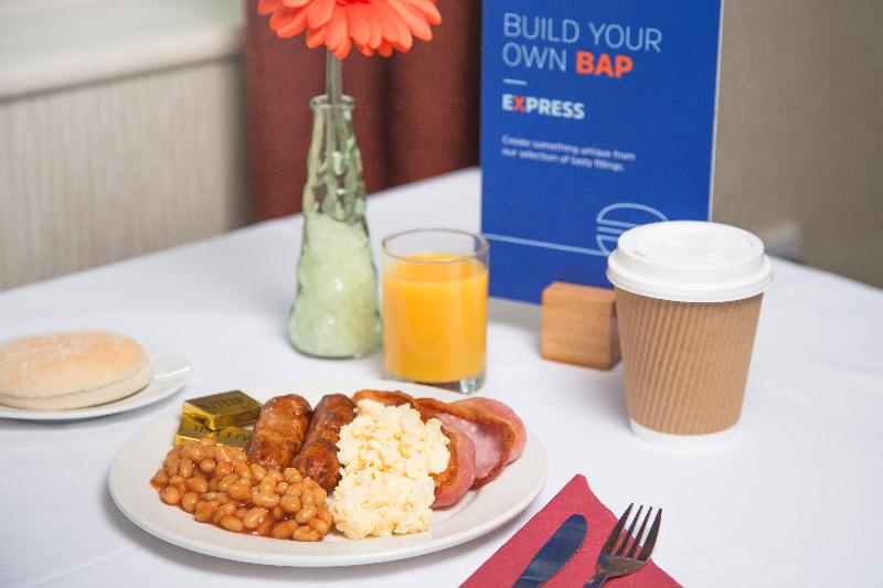 Holiday Inn Express Glenrothes - Restoran