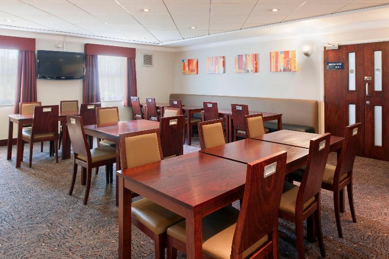 Holiday Inn Express Glenrothes - Restoran