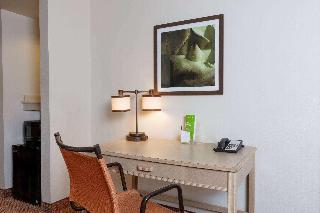 La Quinta Inn & Suites by Wyndham Garden City fotoÄŸrafÄ±
