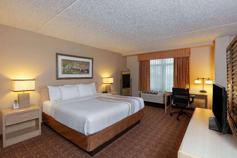 La Quinta Inn & Suites by Wyndham Garden City - Oda