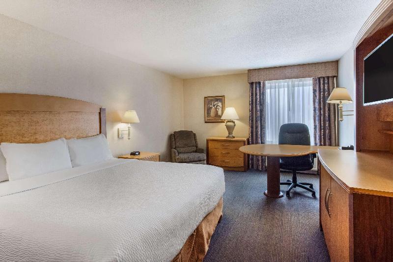 La Quinta Inn & Suites Islip - Oda