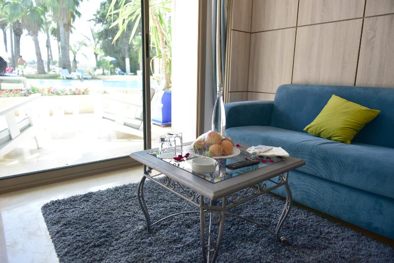 Zaki Suites Hotel & Spa - Oda