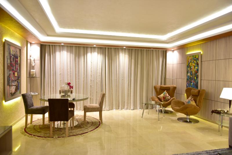 Zaki Suites Hotel & Spa - Oda