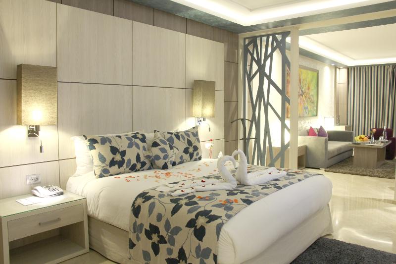 Zaki Suites Hotel & Spa - Oda