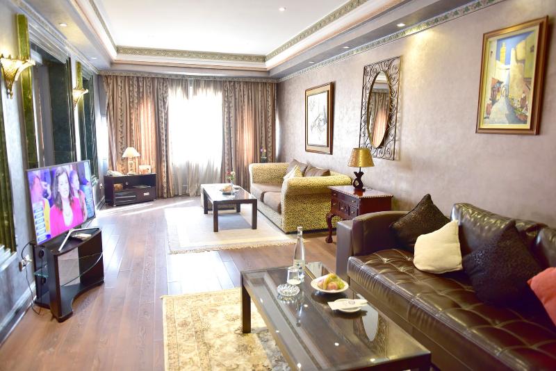 Zaki Suites Hotel & Spa - Oda