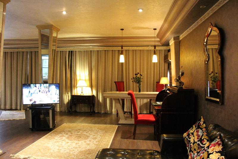 Zaki Suites Hotel & Spa - Oda