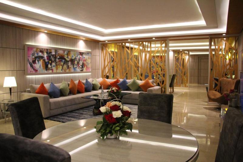 Zaki Suites Hotel & Spa - Oda