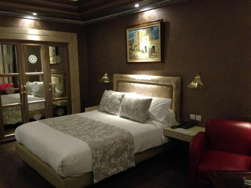 Zaki Suites Hotel & Spa - Oda