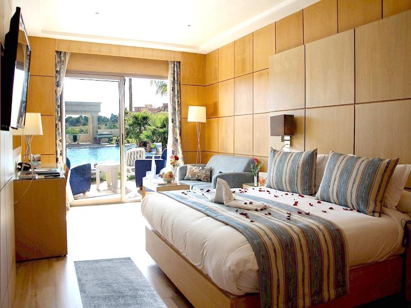 Zaki Suites Hotel & Spa - Oda