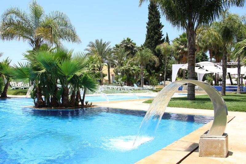 Zaki Suites Hotel & Spa - Havuz