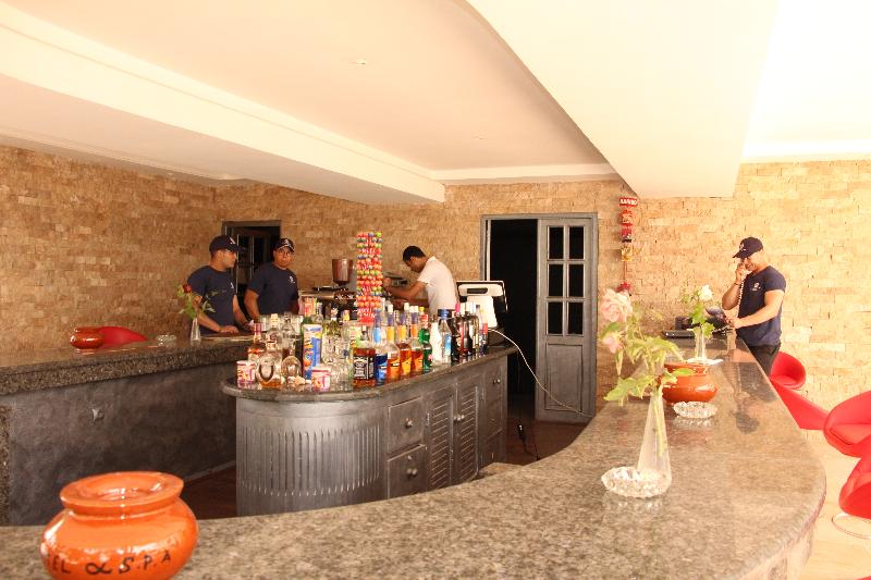 Zaki Suites Hotel & Spa - Restoran