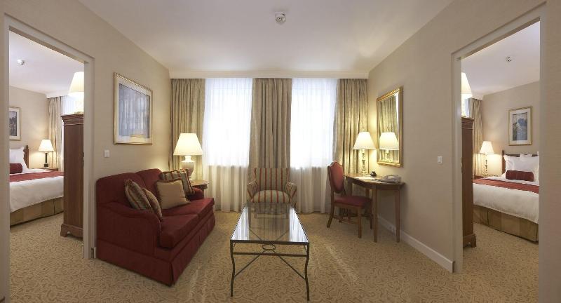 Millennium Court Marriott Executive Apartments - Oda